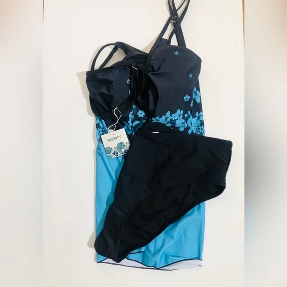 Women’s Long Torso Tankini Swimsuit! - Picture 5 of 10